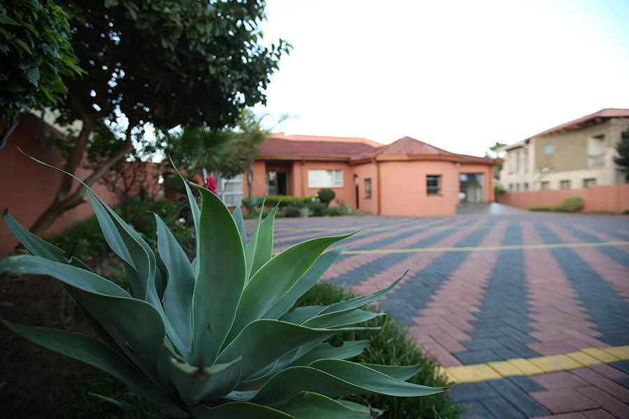 MogwaseLegae La Tshepo住宿加早餐旅馆 外观 照片
